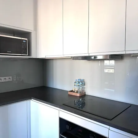 Golden View - With Parking, Balcony And Wifi Apartman *
